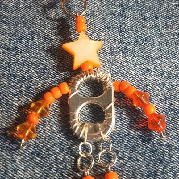 Handcrafted Soda Tab Keychain - Picture 5 of 6